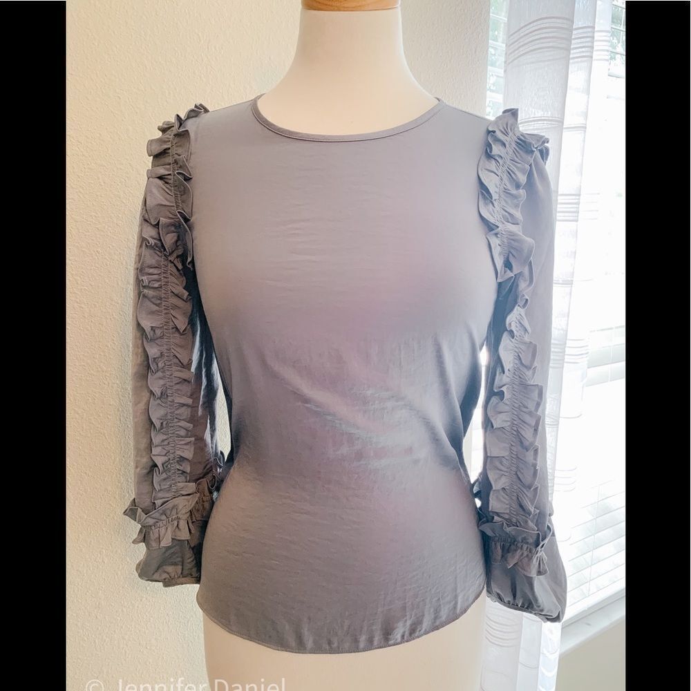 Ann Taylor ruffle sleeve blouse
